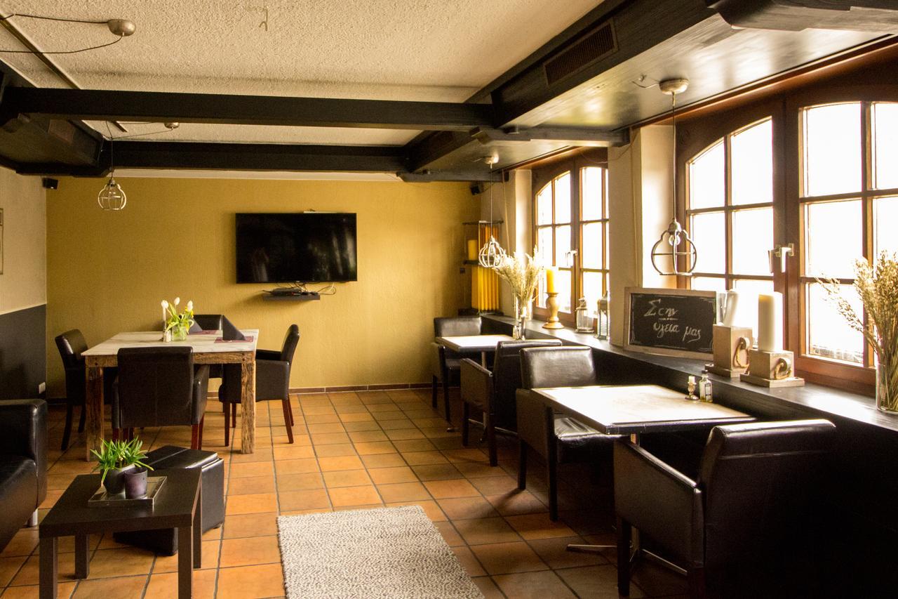 Landhotel Wolfschlugen מראה חיצוני תמונה